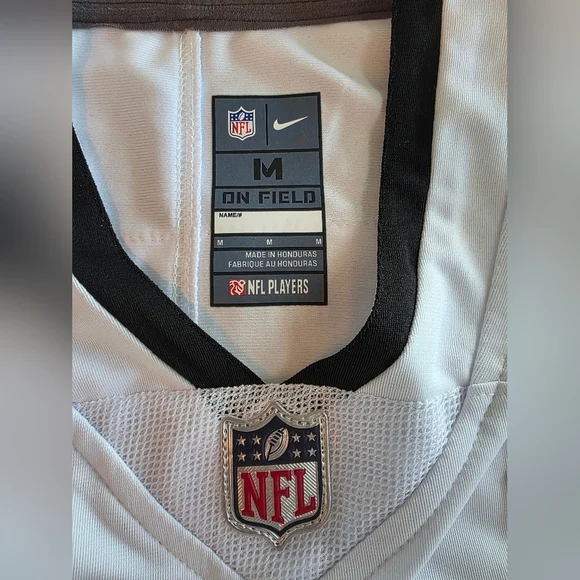 NWT Tom Brady NFL Tampa Bay Buccaneers Superbowl Champship Jersey SZ Medium - Picture 9 of 10